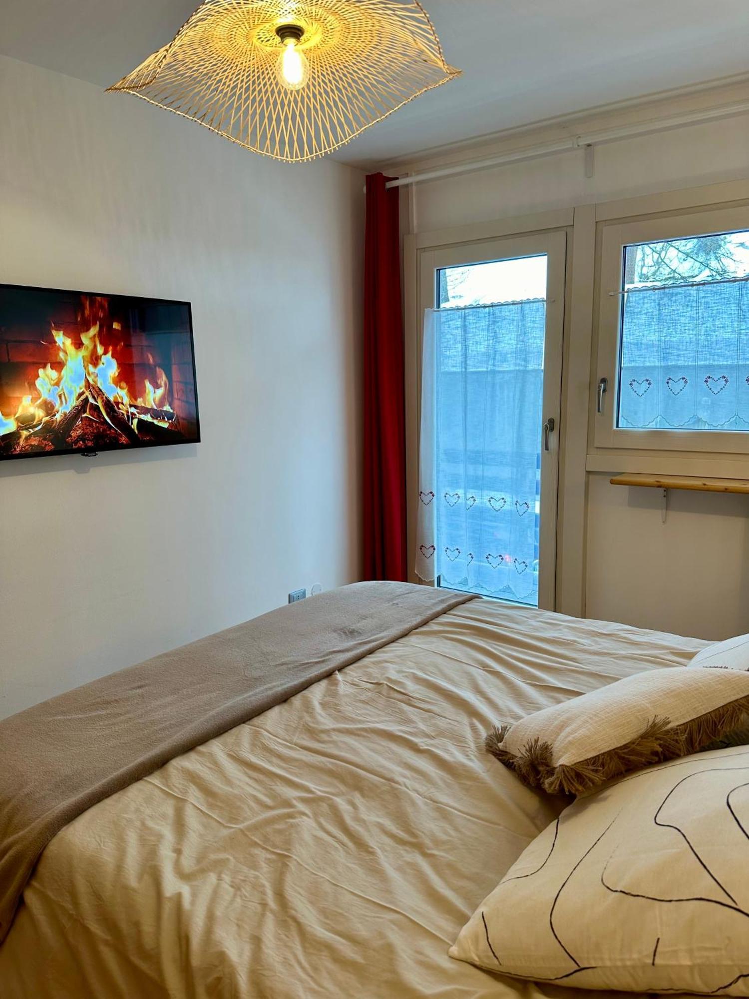 Cozy Bilocale Apartment Брей-Червиния Экстерьер фото